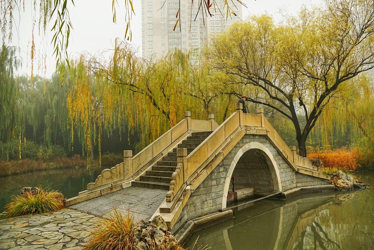 最近很流行,自带光芒的微信诗词签名